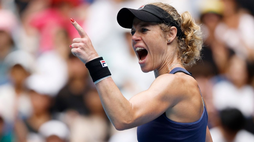 Laura Siegemund upsets Qinwen Zheng in Australian Open 2nd round 1 | ASL