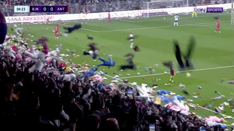 Turkish soccer fans throw stuffed animals on the field, vent dissatisfaction with government quake response 7 | ASL