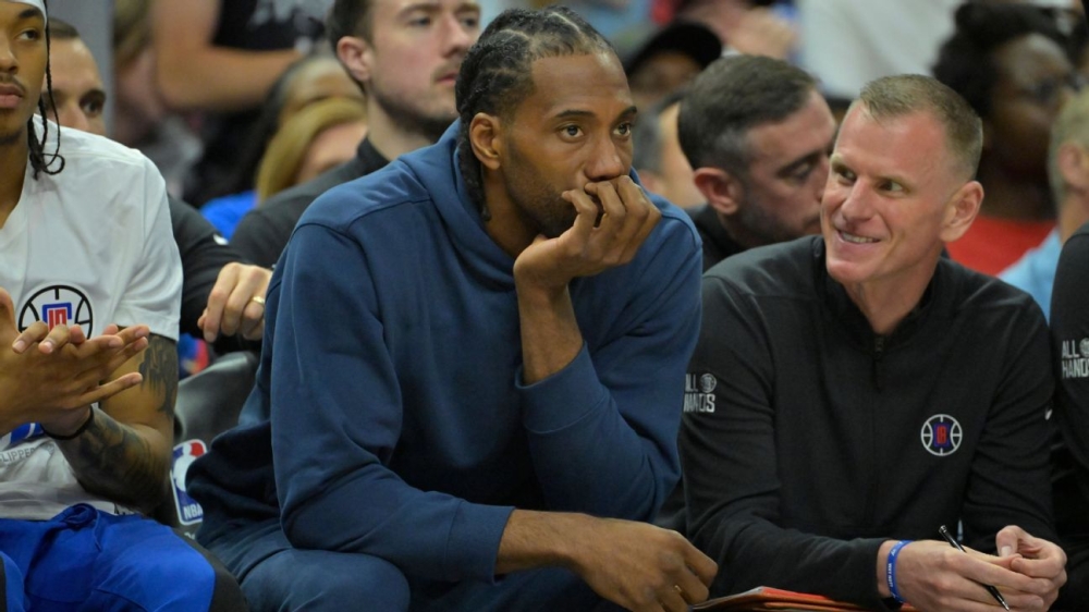 Ex-Clippers staffer sues, says he was fired over Kawhi concerns 1 | ASL