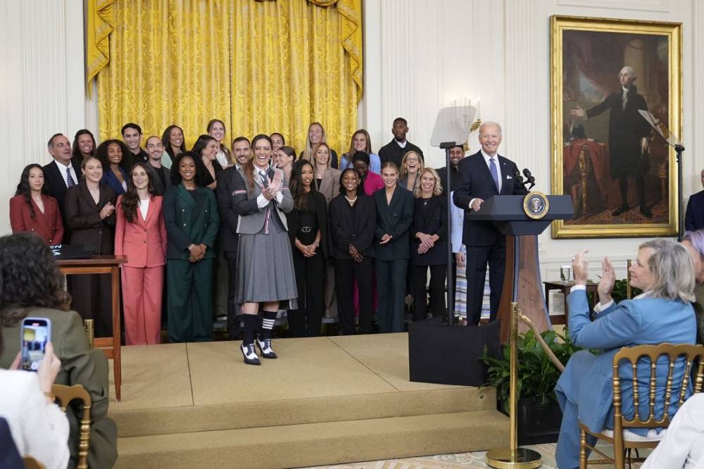 NWSL champion Gotham FC becomes first team from league to go to White House, meets with President Biden 3 | ASL