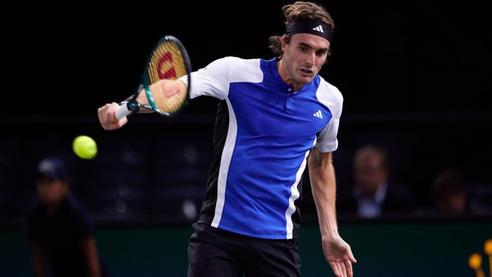 Stefanos Tsitsipas advances at Paris Masters, Tommy Paul out 1 | ASL