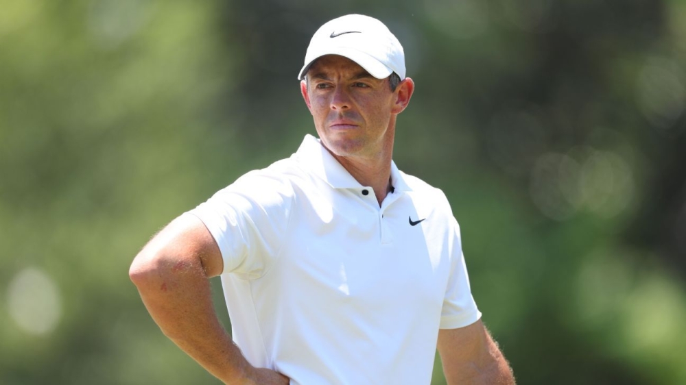 Rory McIlroy, returning from month off, shoots 67 in Abu Dhabi 1 | ASL