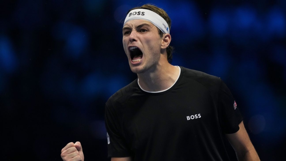 Taylor Fritz reaches ATP Finals title match with win over Zverev 1 | ASL