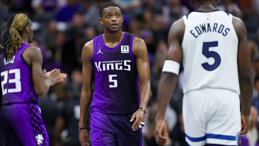 Kings' De'Aaron Fox scores franchise-record 60 points in OT loss 1 | ASL