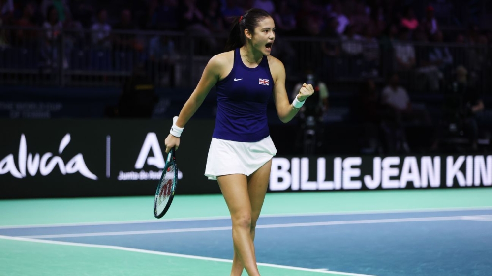 Billie Jean King Cup: Emma Raducanu gives GB lead over Slovakia 1 | ASL