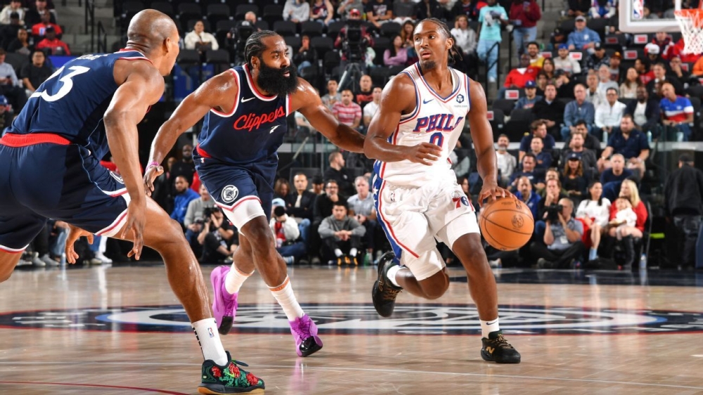 Sources -- Injured 76ers guard Tyrese Maxey may miss weeks 1 | ASL