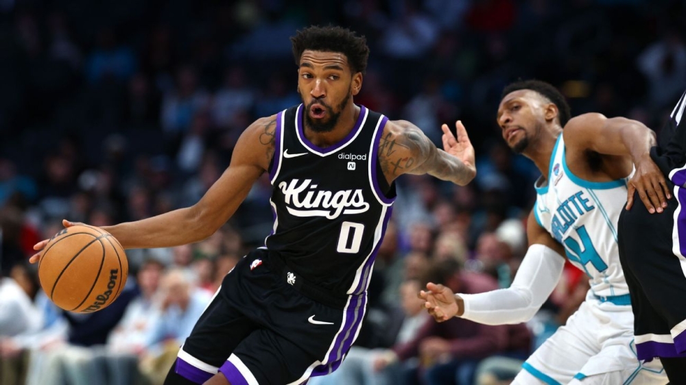 Kings guard Monk out at least two weeks with ankle sprain 1 | ASL