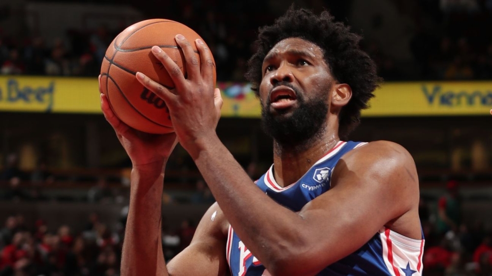 76ers' Joel Embiid returns, says knee issues 'depressing' 1 | ASL