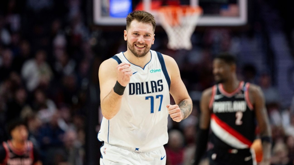 Mavs' Luka Doncic starting foundation to teach 'joy' of hoops 1 | ASL