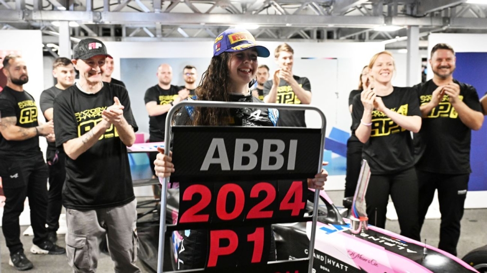 Abbi Pulling needs to win F1 Academy for second time as extra race added 1 | ASL