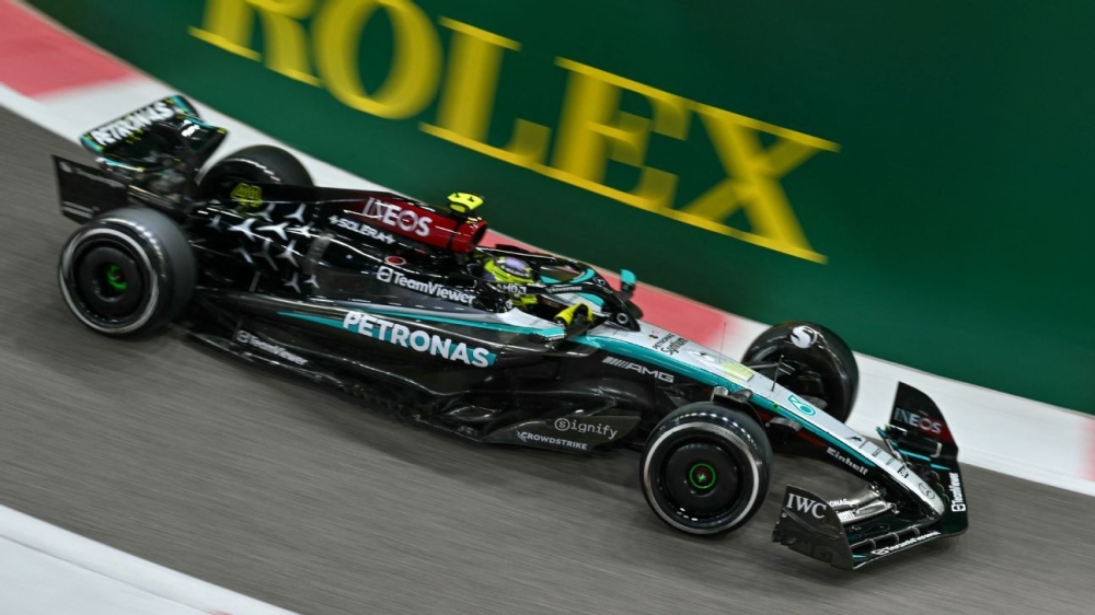 Abu Dhabi GP: Lewis Hamilton out in Q1 on Mercedes farewell 1 | ASL