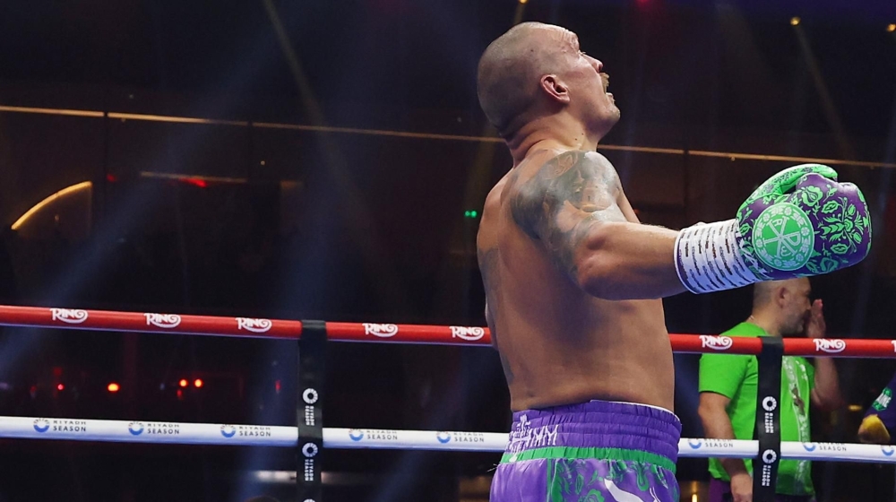 Watch: Oleksandr Usyk vs. Tyson Fury highlights 1 | ASL