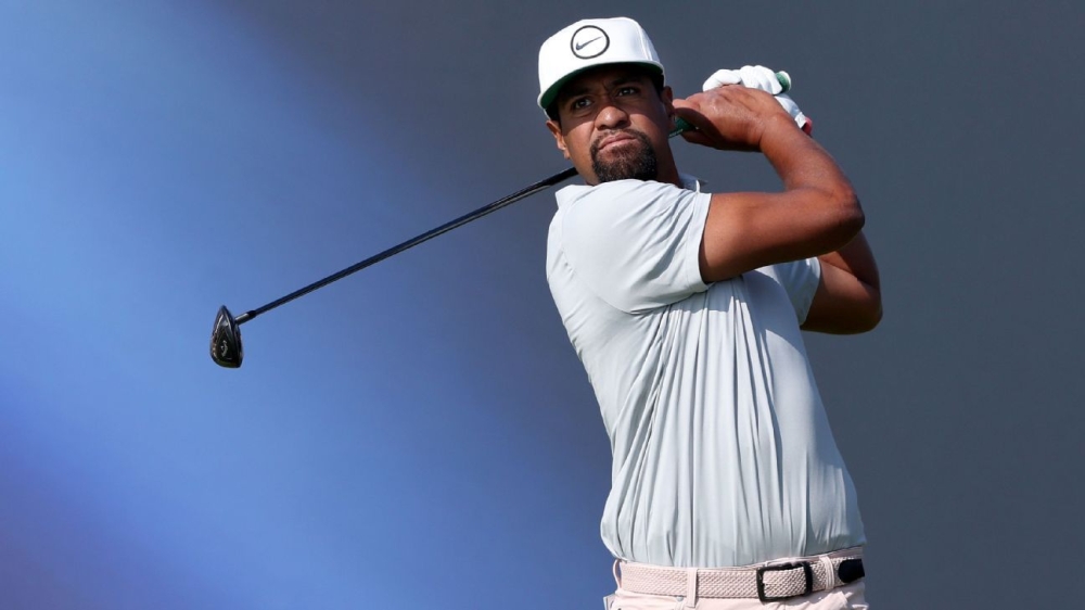 Finau denies LIV Golf rumors; WD at Tiger's event due to surgery 1 | ASL