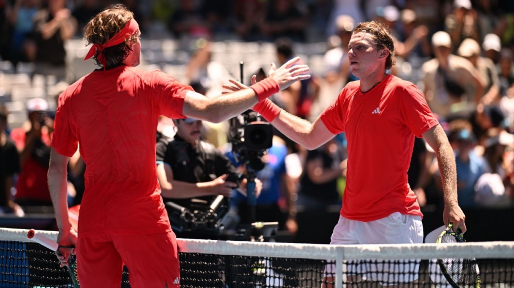 Alex Michelsen ousts No. 11 Stefanos Tsitsipas at Australian Open 1 | ASL