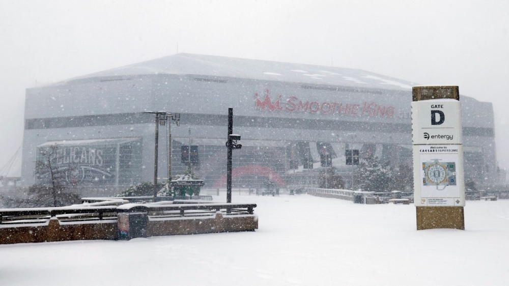 Bucks-Pelicans game postponed after New Orleans snow storm 1 | ASL