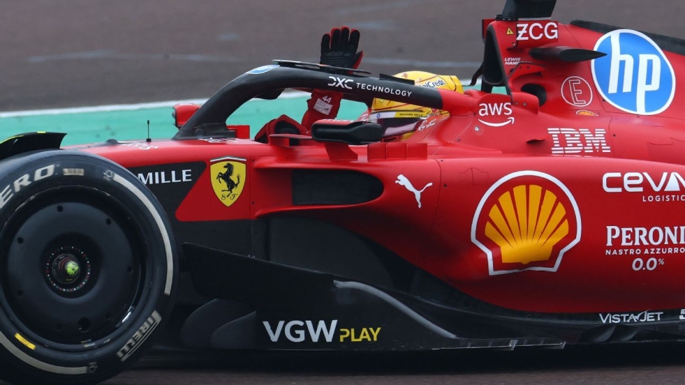 Lewis Hamilton's Ferrari tests continue in Barcelona 1 | ASL