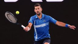 Iga Świątek books place in Australian Open semifinal as double-bounce call causes controversy 1 | ASL