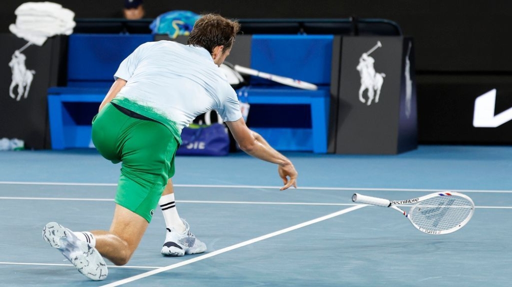 Daniil Medvedev fined $76,000 for Australian Open outbursts 1 | ASL