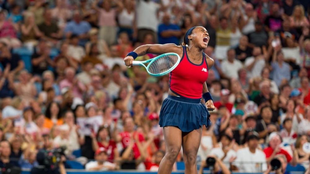 Coco Gauff, Taylor Fritz lead U.S. past Poland for United Cup title 1 | ASL