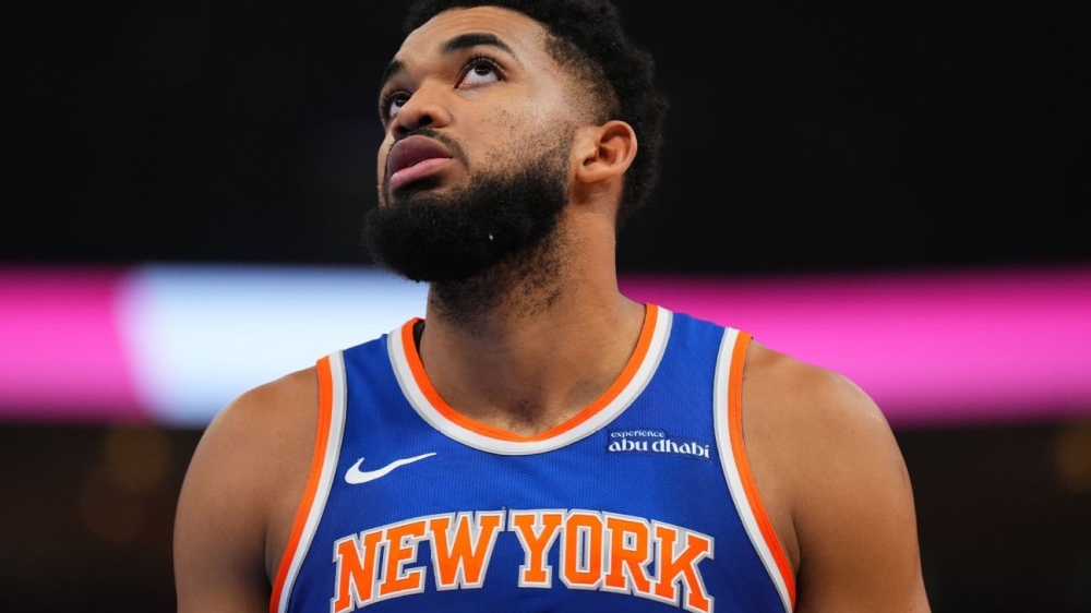 Knicks rule Karl-Anthony Towns (knee) out of Monday's game 1 | ASL