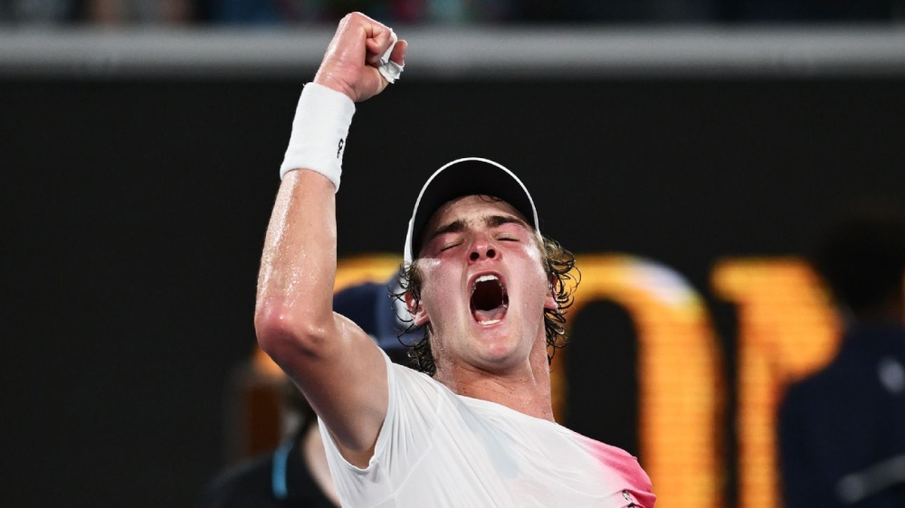 João Fonseca, 18, upsets No. 9 seed in Australian Open debut 1 | ASL