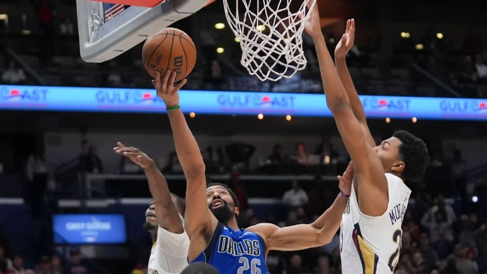 NBA says goaltending should have been called in Pelicans-Mavs 1 | ASL