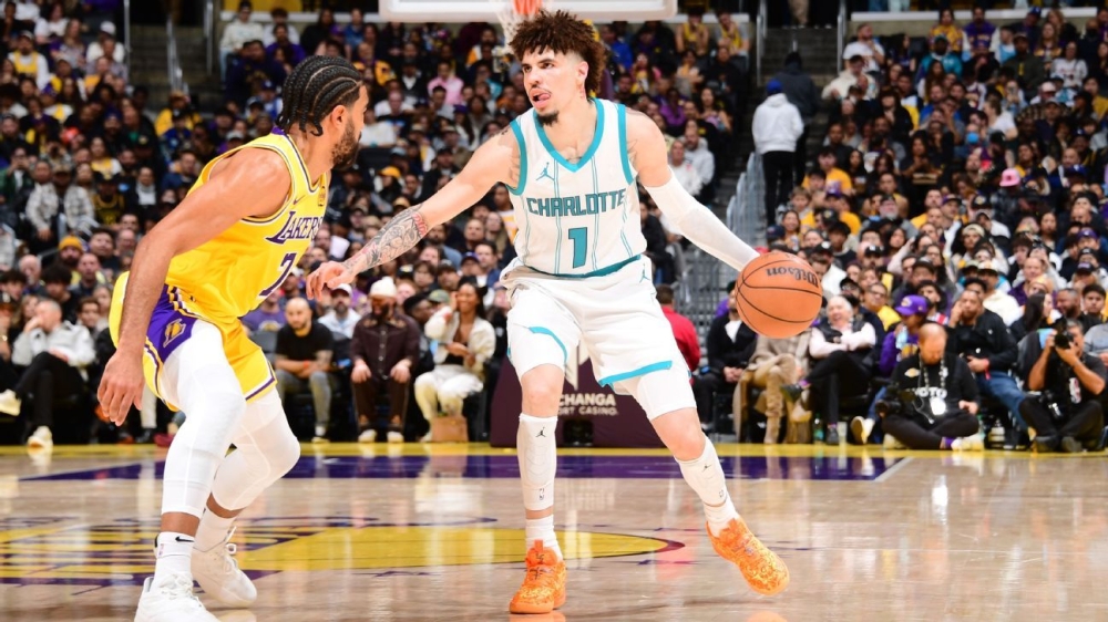 Hornets' LaMelo Ball to sit out vs. Nuggets with ankle soreness 1 | ASL