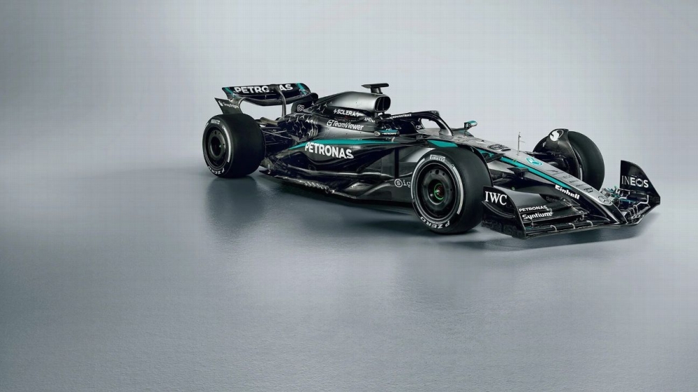 Mercedes rolls out 2025 Formula 1 car in Bahrain 1 | ASL