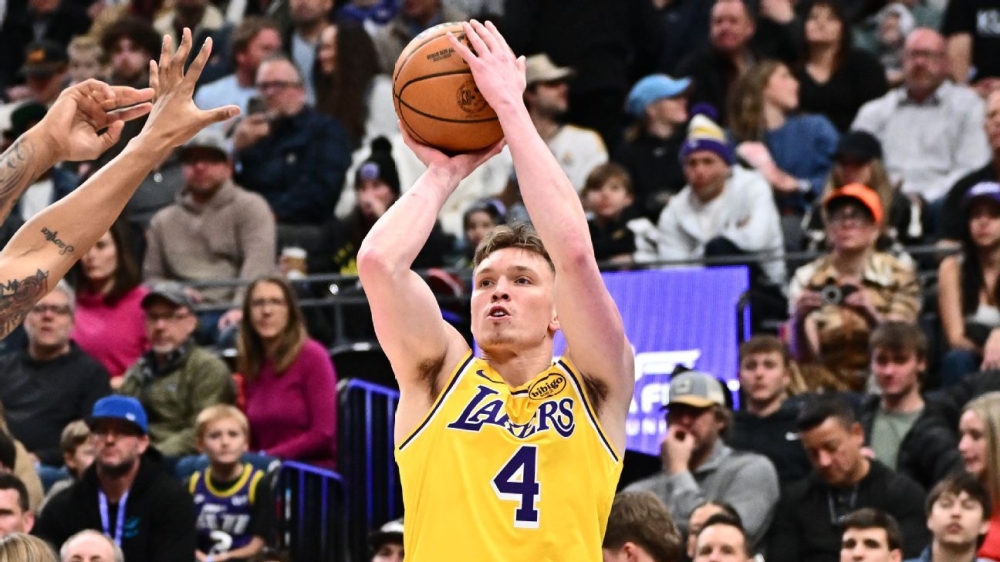 Lakers' Dalton Knecht says trade chaos 'felt like a movie' 1 | ASL