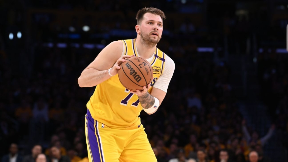 How Luka Doncic's Lakers debut ranks in recent NBA history 1 | ASL