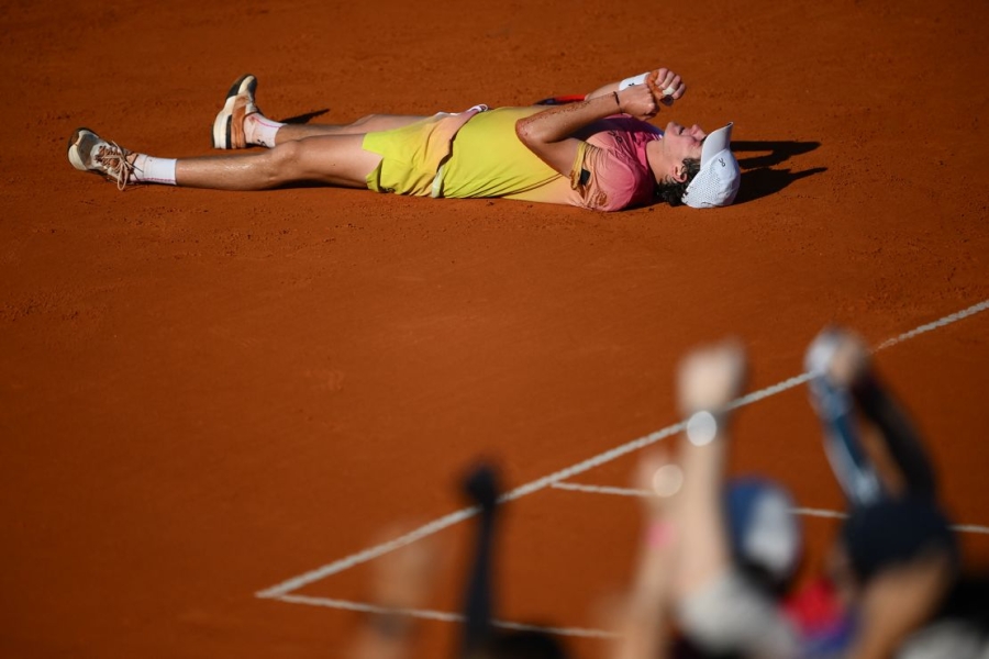 Joao Fonseca: 18-year-old wins ‘dream’ first ATP Tour title at Argentina Open 1 | ASL