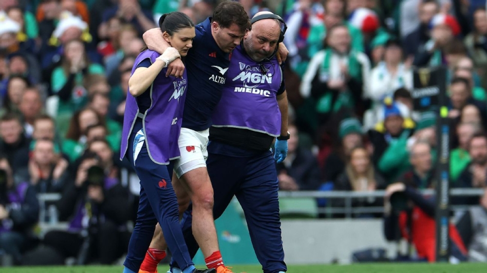 Ireland 27-42 France: Furious Galthie berates ref over 'serious' Dupont injury 1 | ASL