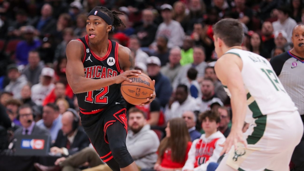 Bulls' Ayo Dosunmu needs 4 to 6 months to recover after surgery 1 | ASL