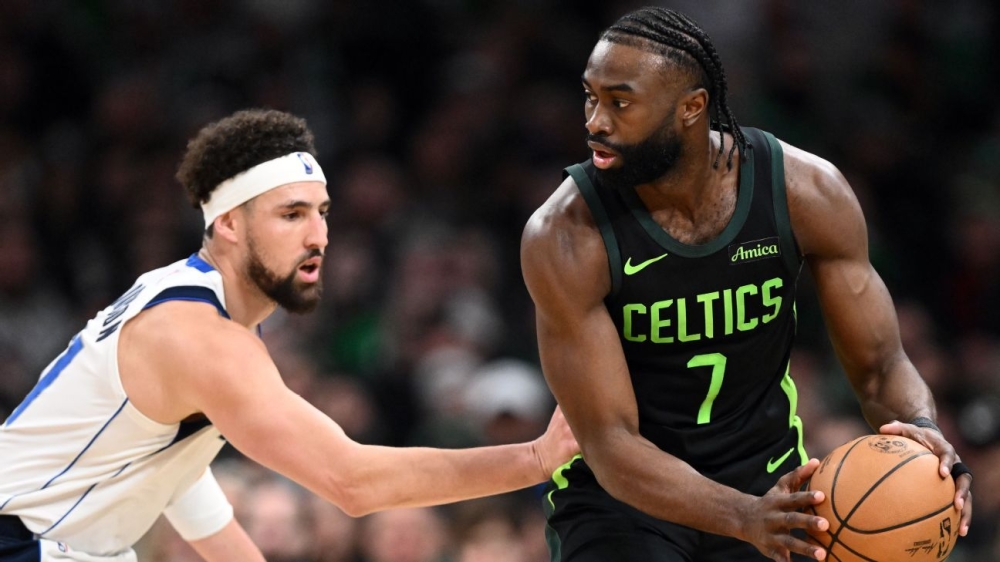 Celtics' Jaylen Brown out at least 2 games due to knee 1 | ASL