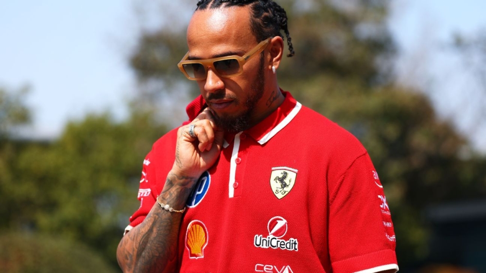 Lewis Hamilton won't 'throw toys out the pram' amid tough Ferrari start 1 | ASL