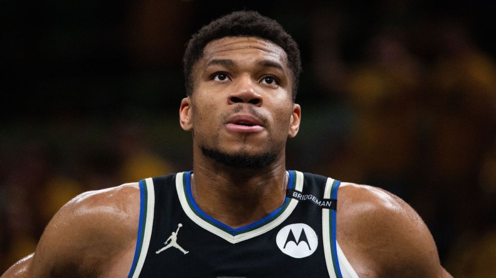 What might come next for Giannis Antetokounmpo and the Milwaukee Bucks 1 | ASL