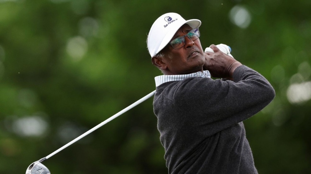 Vijay Singh shakes off early bogeys, tied atop Senior PGA 1 | ASL