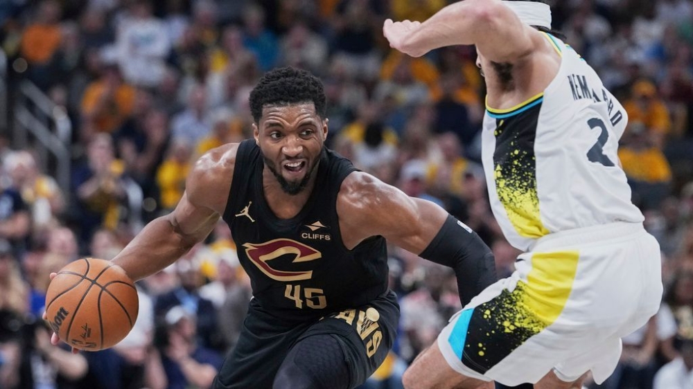 Cavaliers star Donovan Mitchell (ankle) doubtful to return 1 | ASL