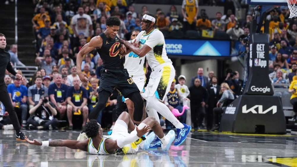 Mathurin ejected; Hunter, Turner get techs for Cavs-Pacers altercation 1 | ASL
