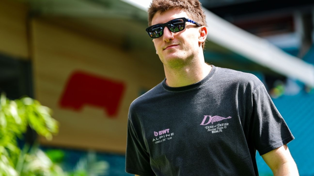 Jack Doohan feels 'immune' from Franco Colapinto, Alpine talk 1 | ASL