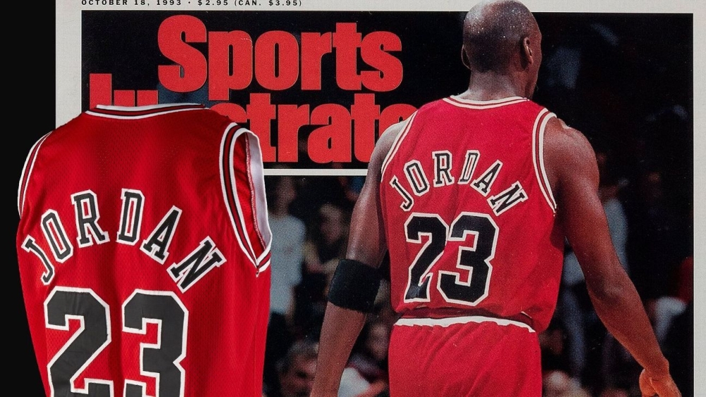 Michael Jordan Bulls jersey from '92-93 season sells for $2.6M 1 | ASL
