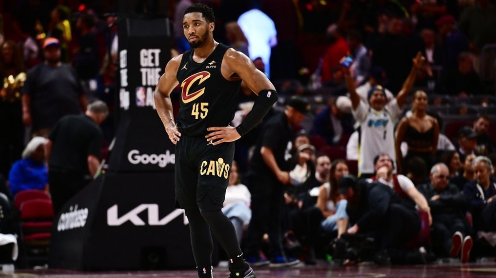 Donovan Mitchell can't believe Cavs' exit - 'Let city down' 1 | ASL