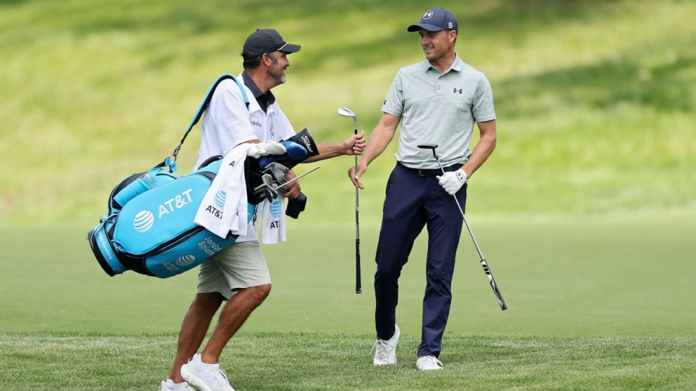 Spieth ignores caddie's smart advice, makes birdie at Memorial 1 | ASL