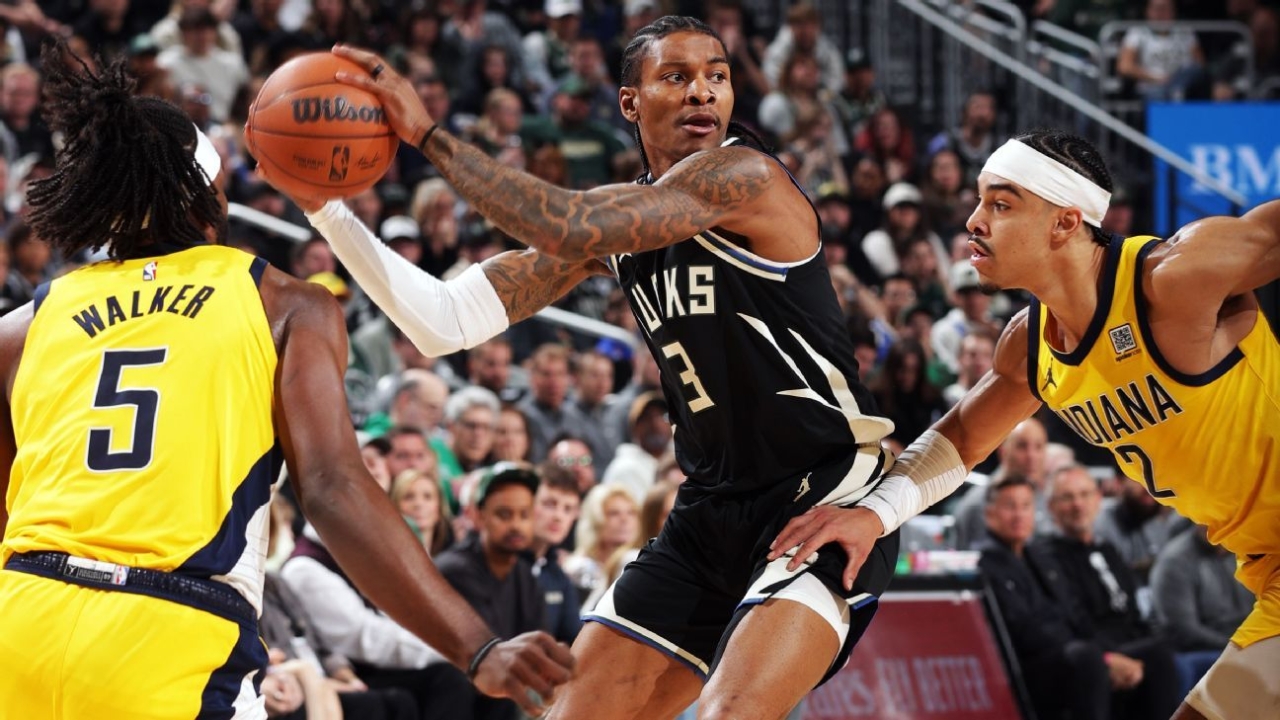 Sources: Kevin Porter Jr. agrees to two-year deal with Bucks 1 | ASL