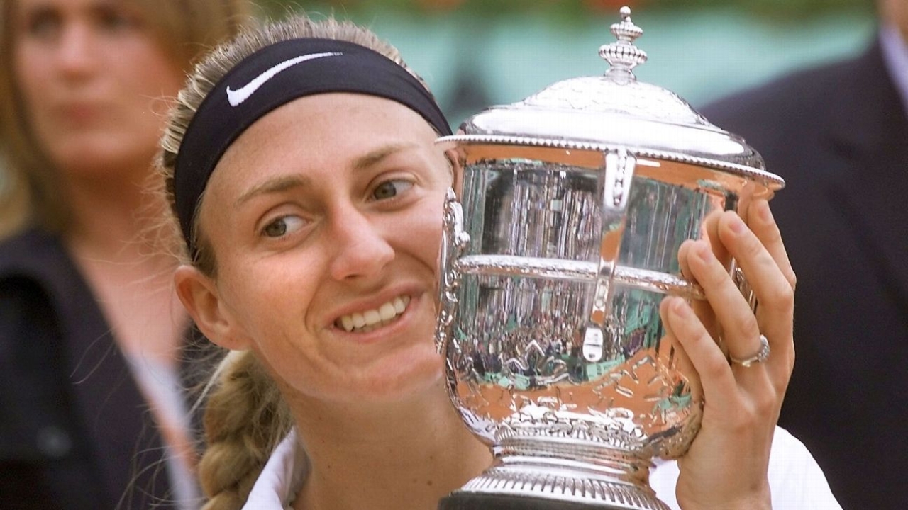 French Open organizers cancel ceremony for absent Mary Pierce 1 | ASL