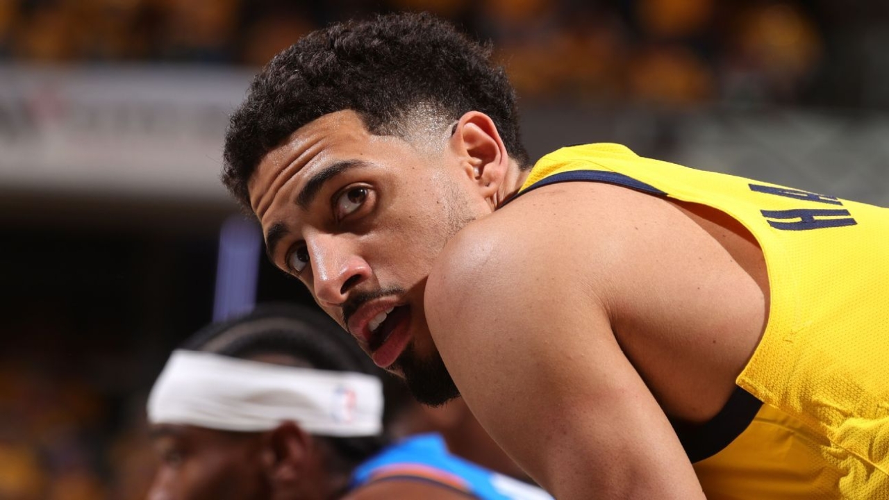 Tyrese Haliburton likely to be game-time call, Carlisle says 1 | ASL