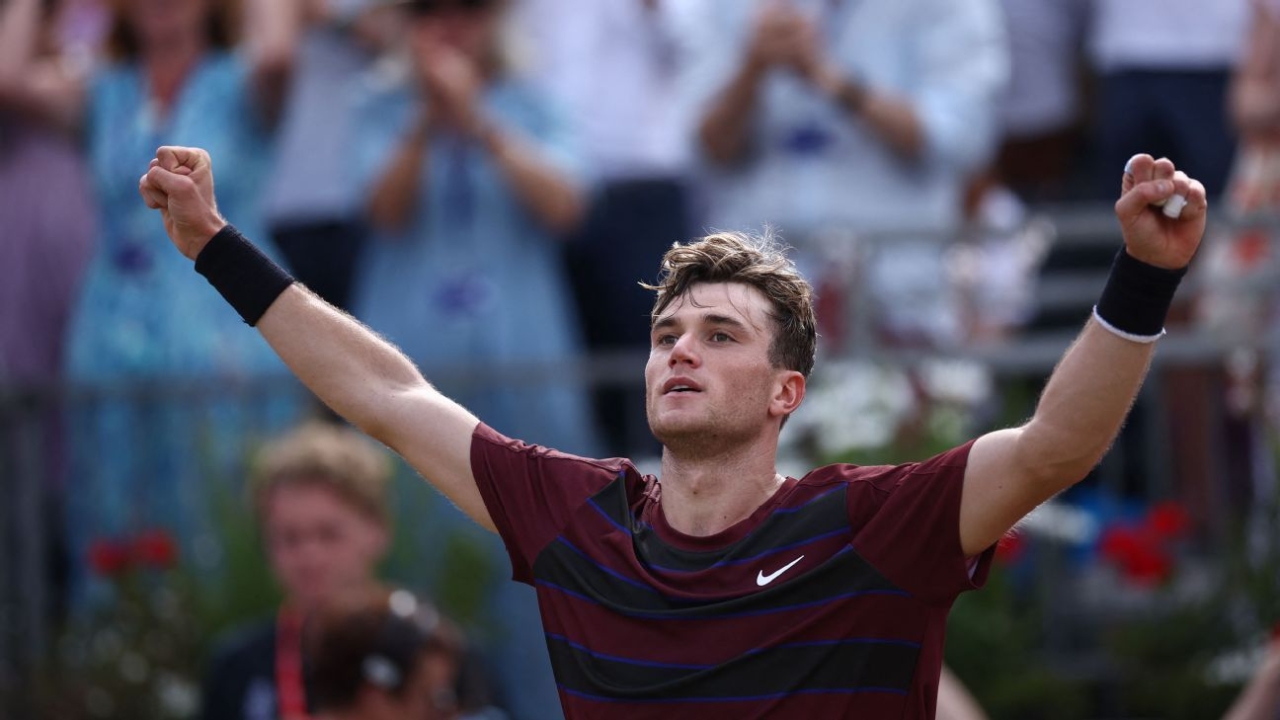 Queen's Club 2025: Jack Draper into first-ever semifinal 1 | ASL