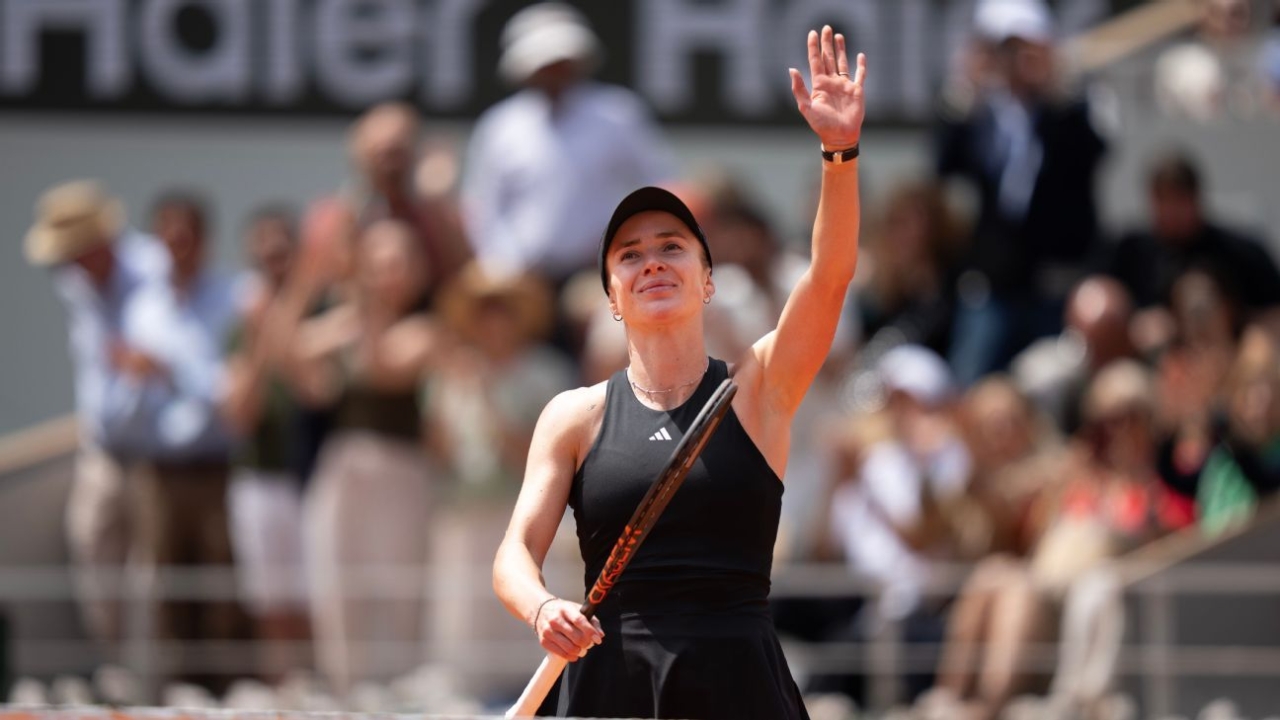 Svitolina, Swiatek, Sabalenka move into French quarterfinals 1 | ASL