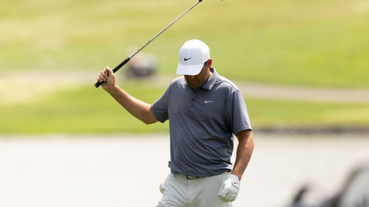 Scheffler double-bogeys 17th, falls into 3-way Travelers lead 1 | ASL