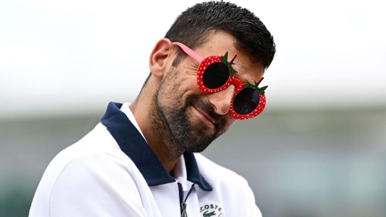 Djokovic crashes Sabalenka's Wimbledon presser to offer advice 1 | ASL